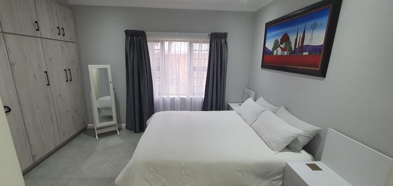 4 Bedroom Property for Sale in Wavecrest Eastern Cape